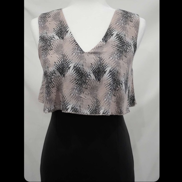 Short Dress - Picture 7 of 16